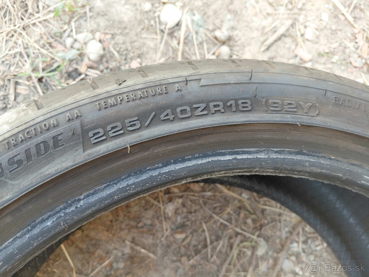 2x letne Dunlop 225/40R18 - 5