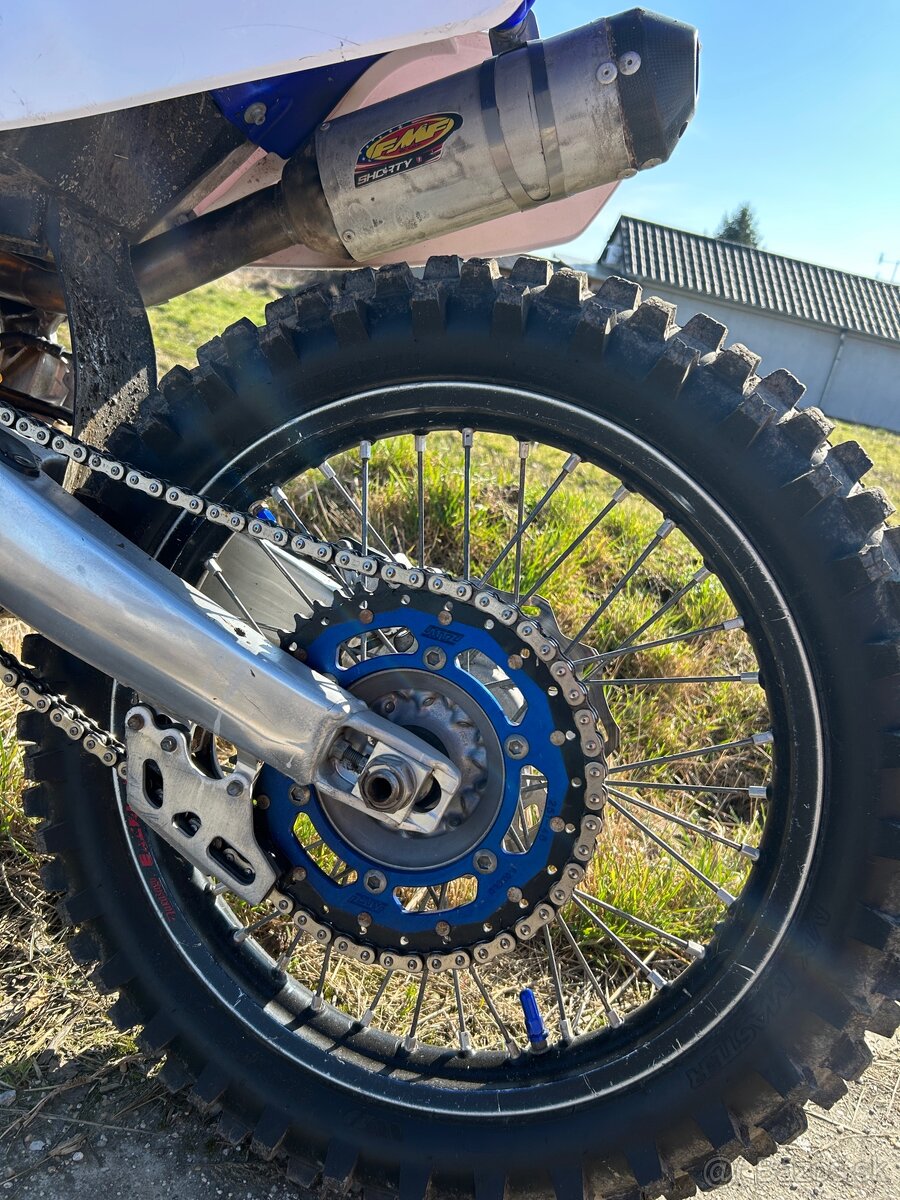 Yamaha yzf 250 - 5
