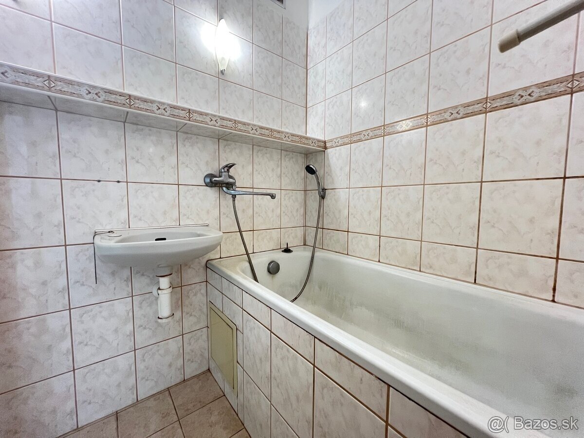 na prenájom 2 izbový byt Handlová - 5