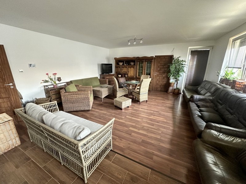 Novostavba 3 izbový byt 90,96 m2 s 2 terasami a parkoviskom - 5