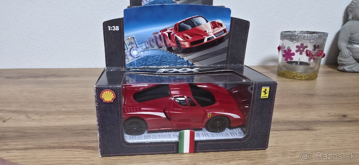 Predam shell kolekciu Ferrari - 5