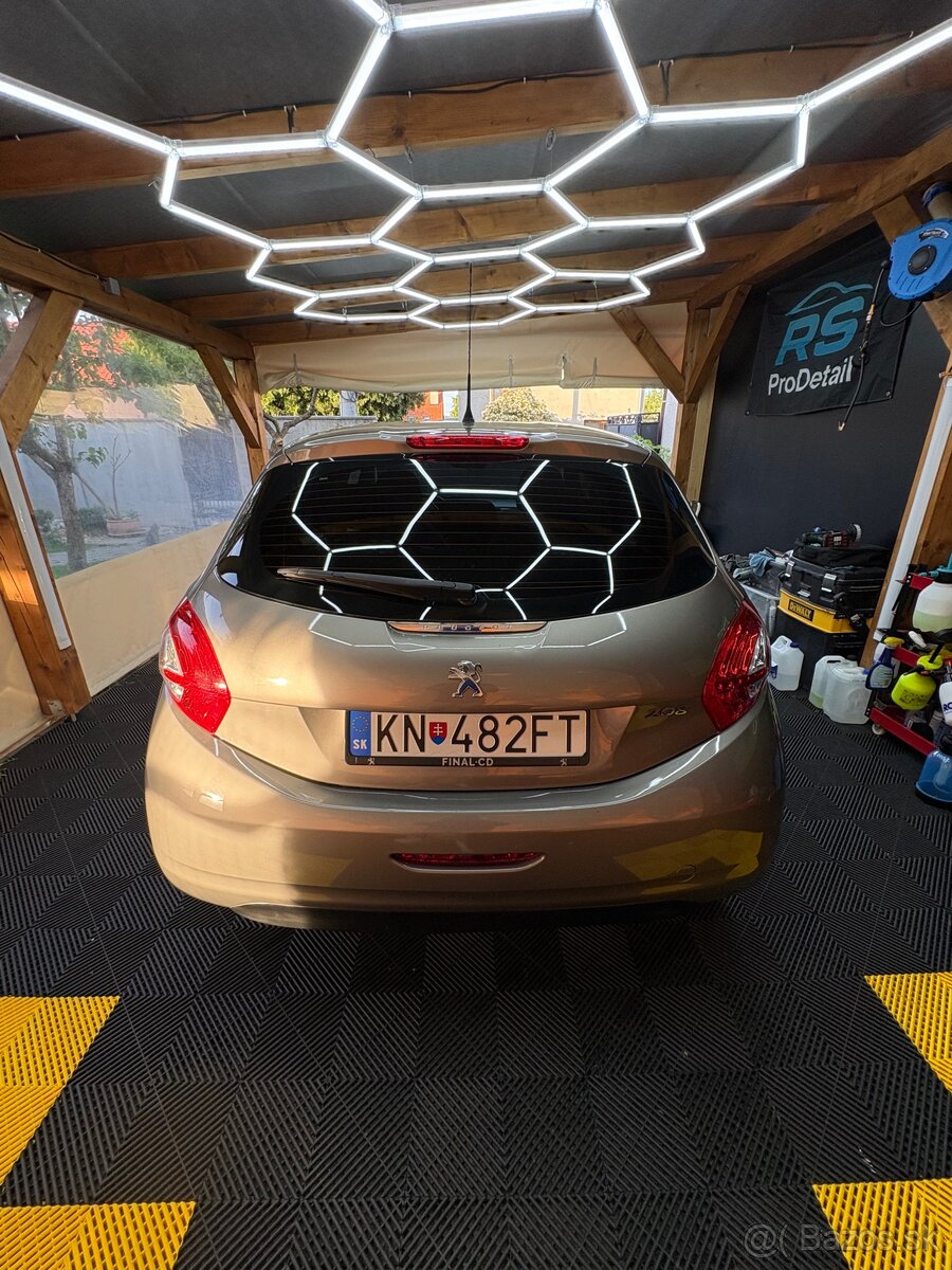 Peugeot 208 1.4hdi - 5