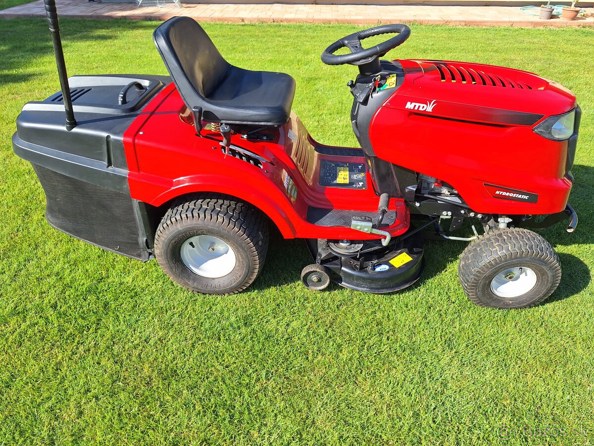 Predám zahradny traktor mtd LE 180/92H - 5