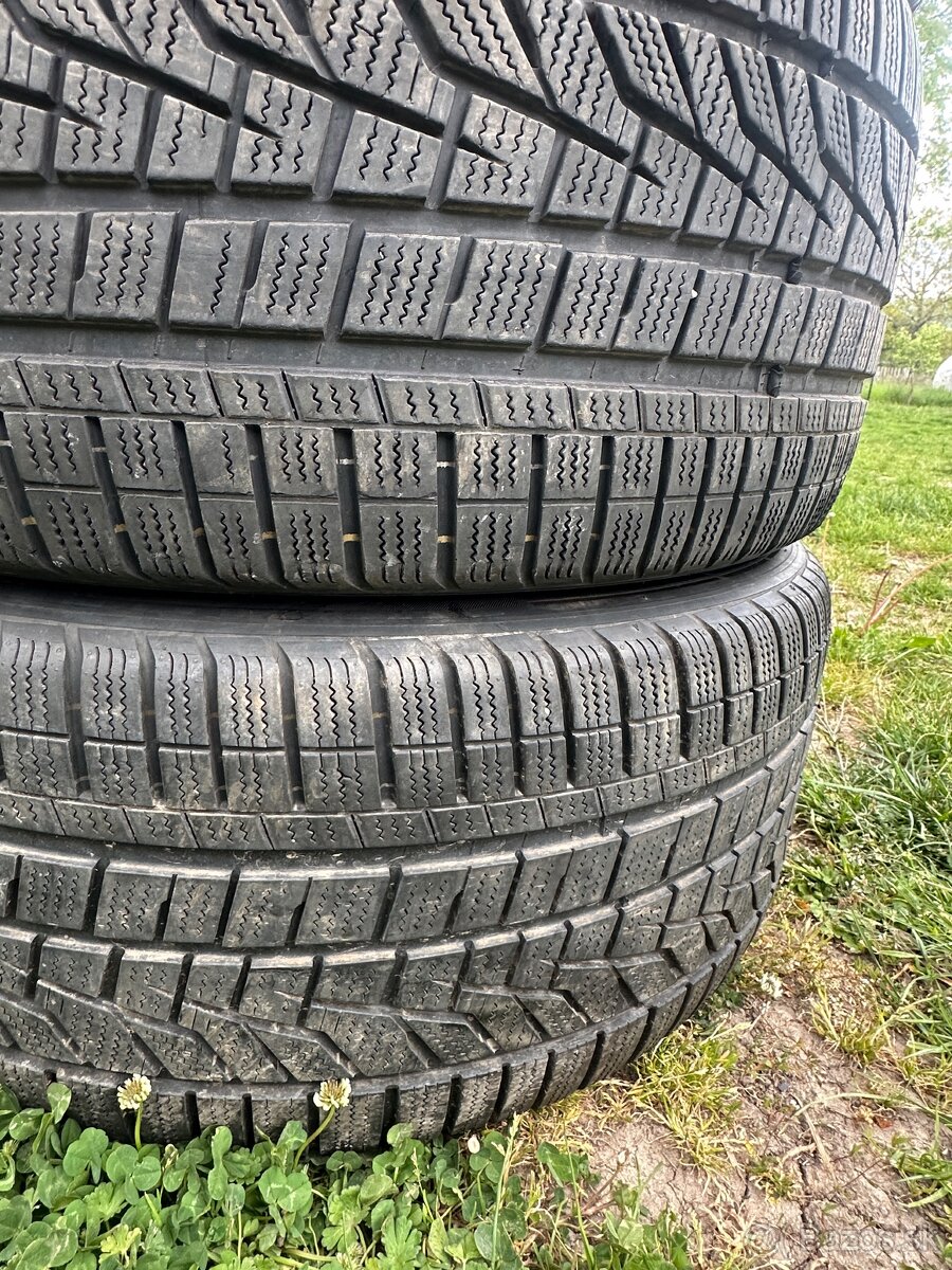 Zimne pneu 255/45/19 runflat original mercedes - 5