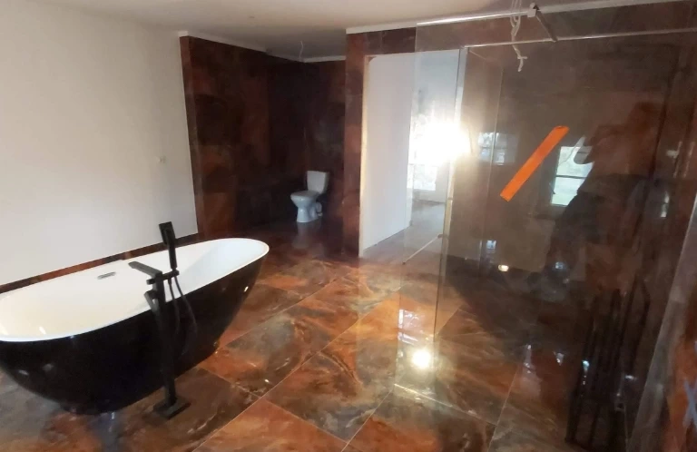 Kompletné prerábky bytov, domov a kúpeľní - 5