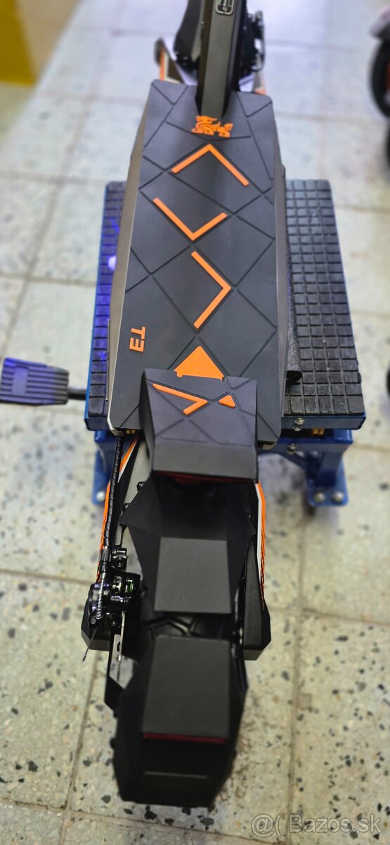 Elektrická kolobežka Kukirin T3 - 5