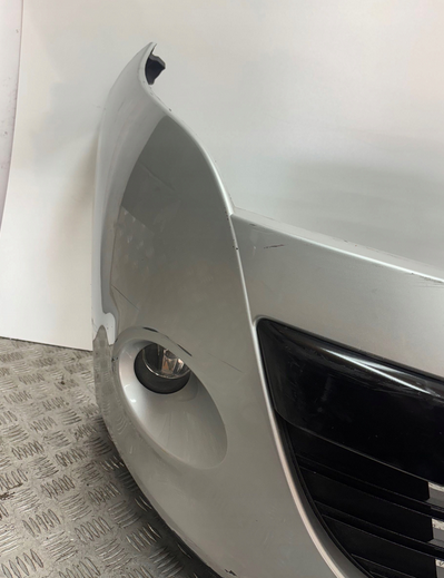 Renault Megane III 3 2008- predný nárazník - 5