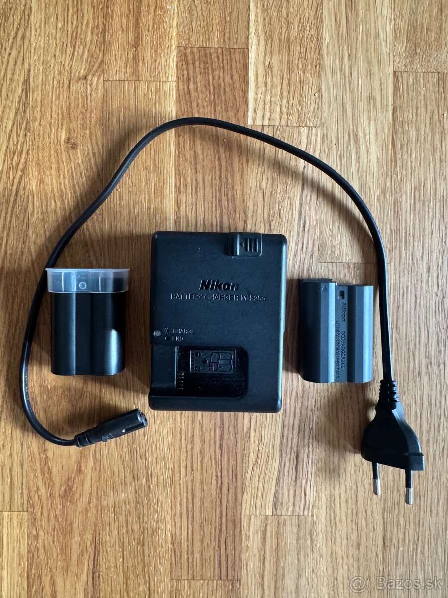 Nikon D750 s objektívom - 5