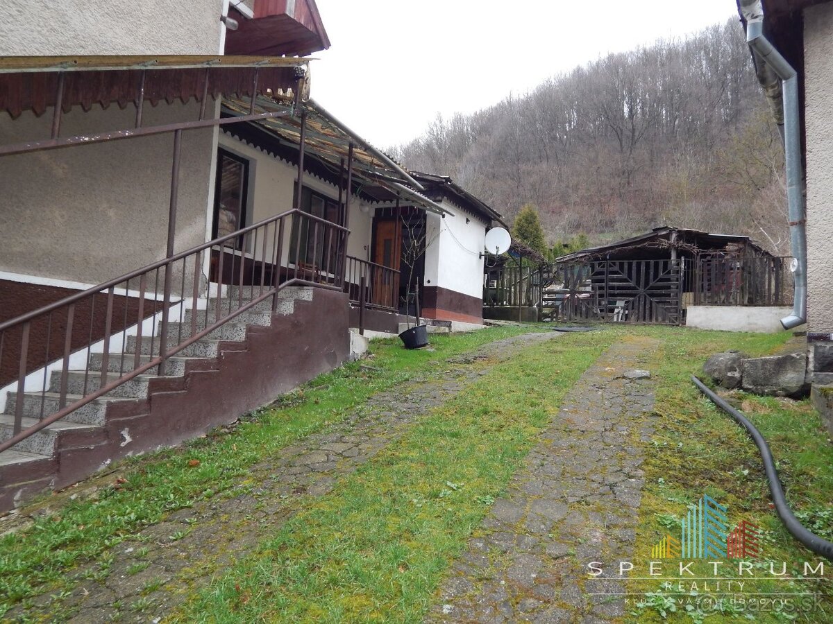 SPEKTRUM REALITY - Na Predaj rodinný dom s pozemkom 1385 m2, - 5