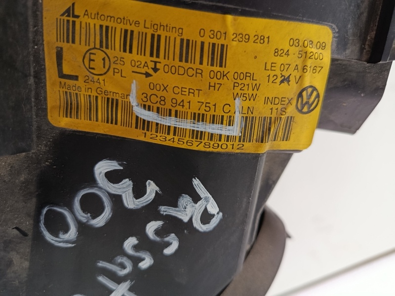 svetlo LP BIXENON passatCC 3c8941751c 300€ - 5