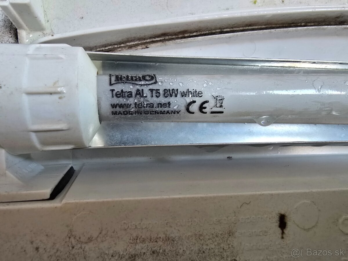 Predam malé akvárium s filtrom a osvetlenim - 5