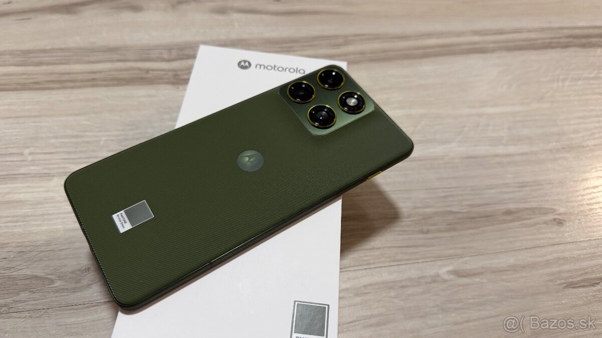 Novinka Motorola Edge 70 zelenej farby + sluchadla + hodinky - 5