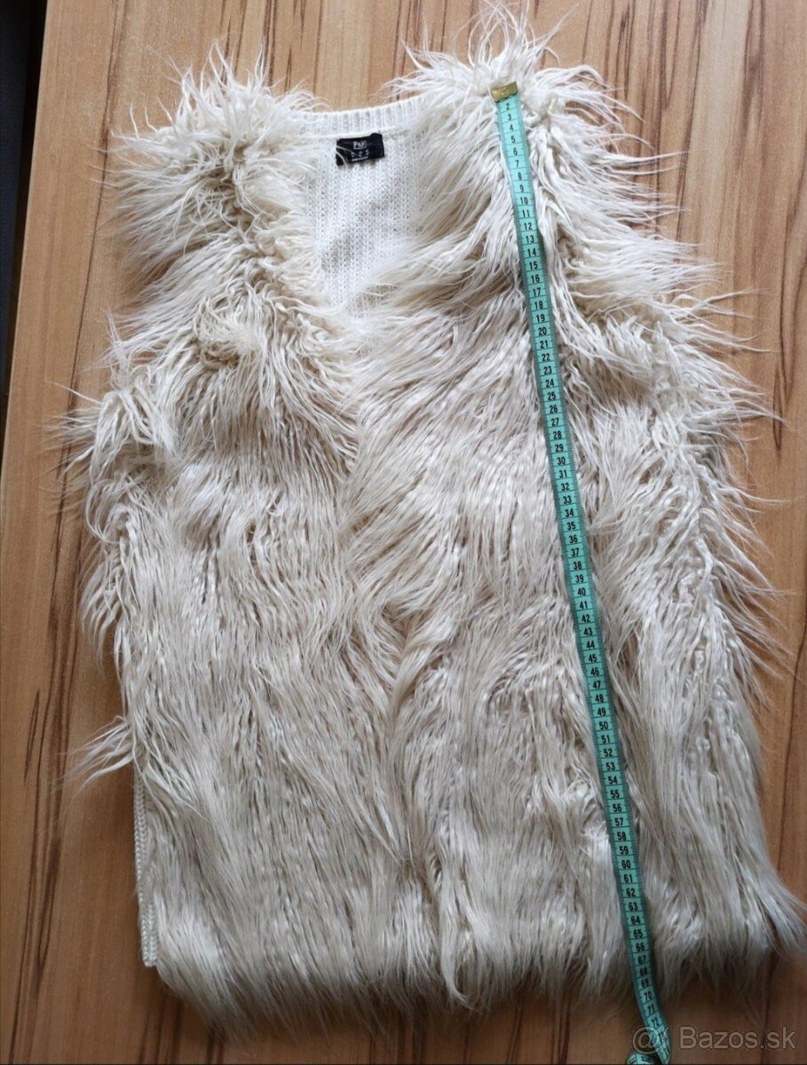Kožušinová vesta F&F veľkosť M - 5