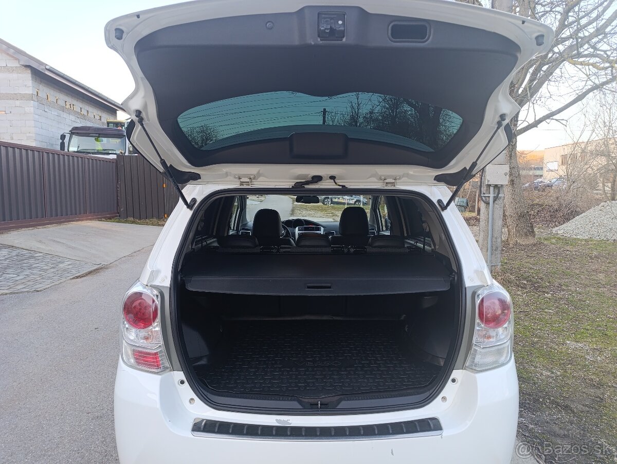 Toyota Verso 2,2 D-CAT - 5