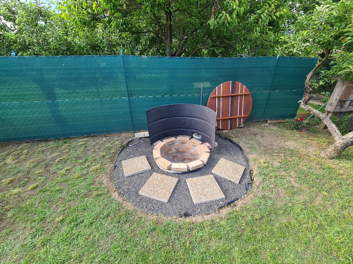 Záhrada v tichej časti Serede - 5