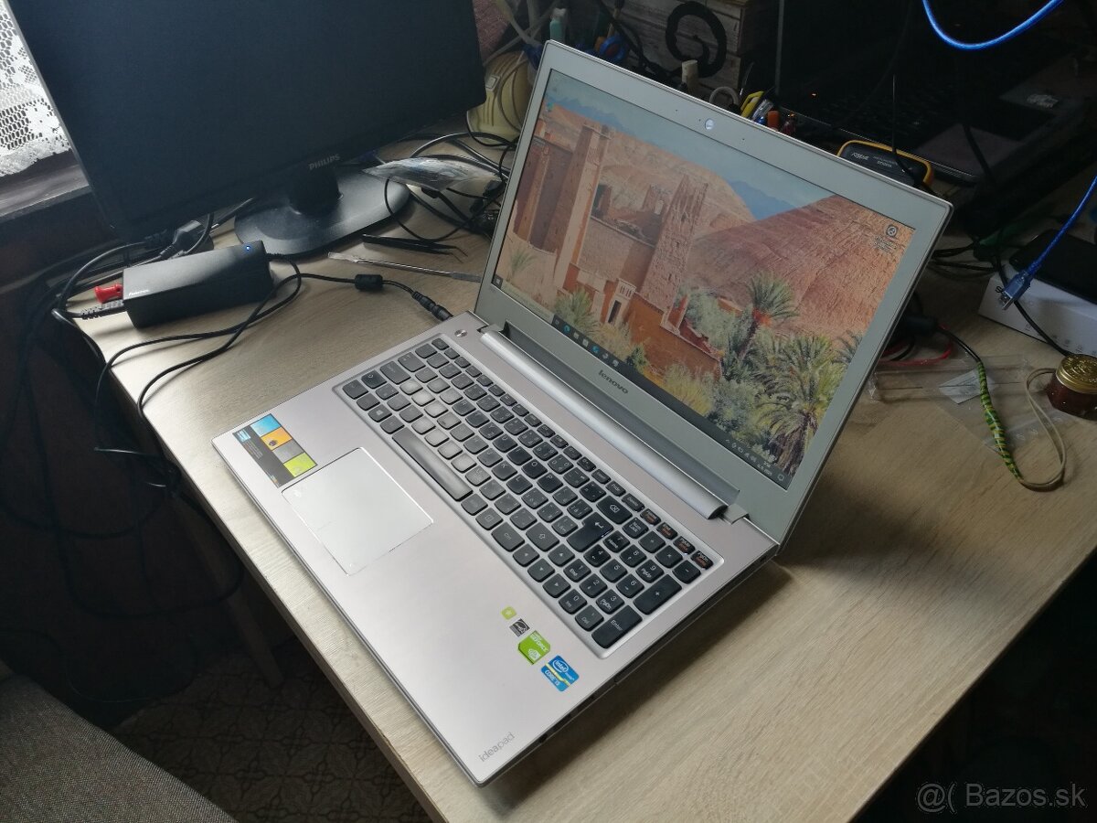 Lenovo.i5. SSD 256 GB. nVidia 2 GB. Nová baterka. - 5