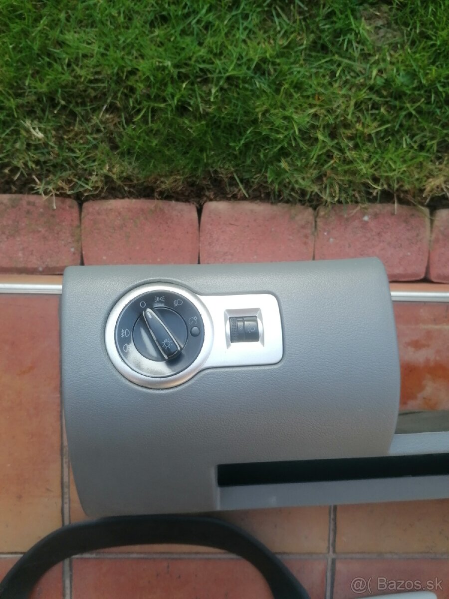 Interiér Octavia1,Šedý SLX 99r. - 5