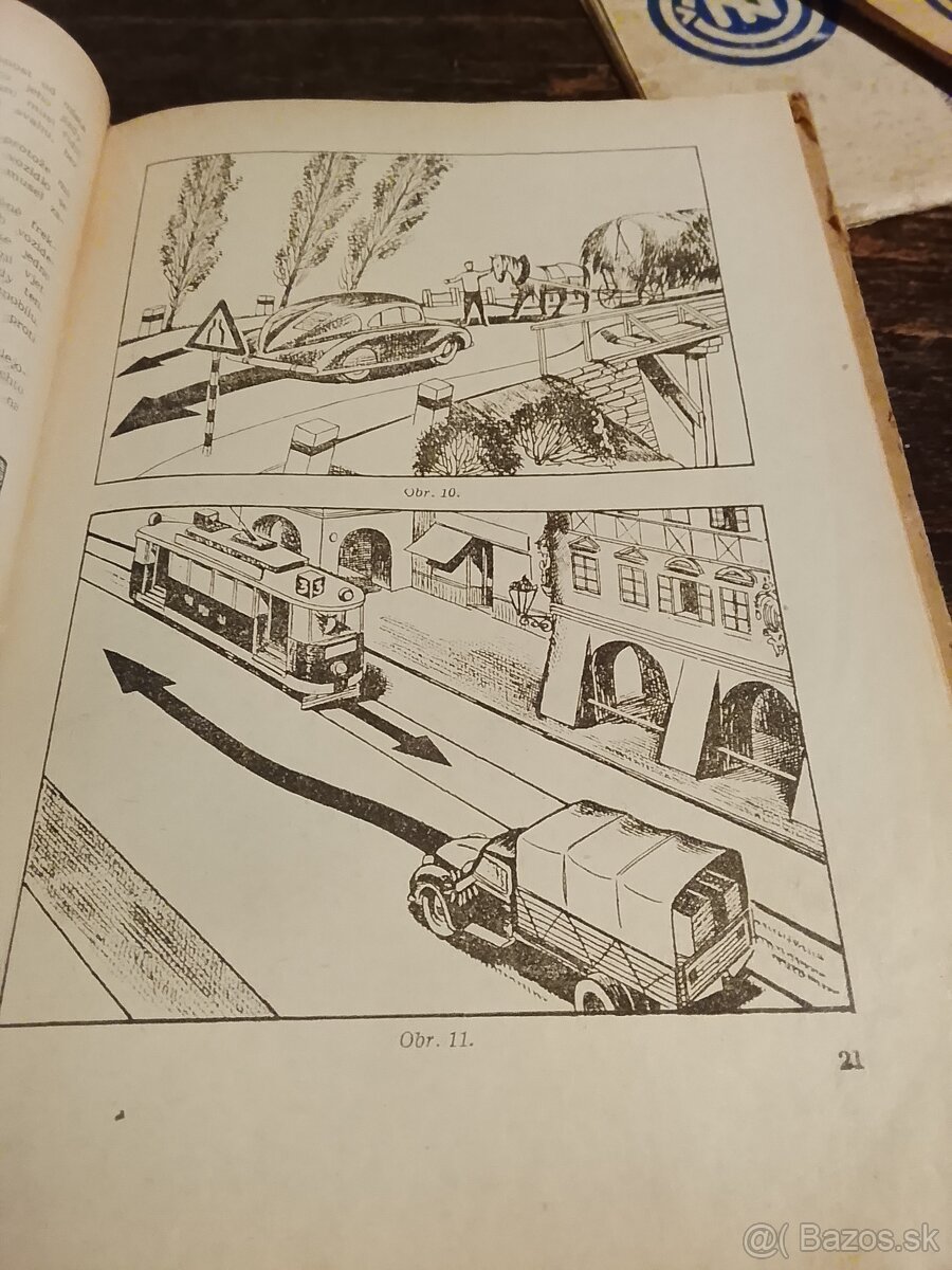 kniha, brožúra a legitimácia - 5