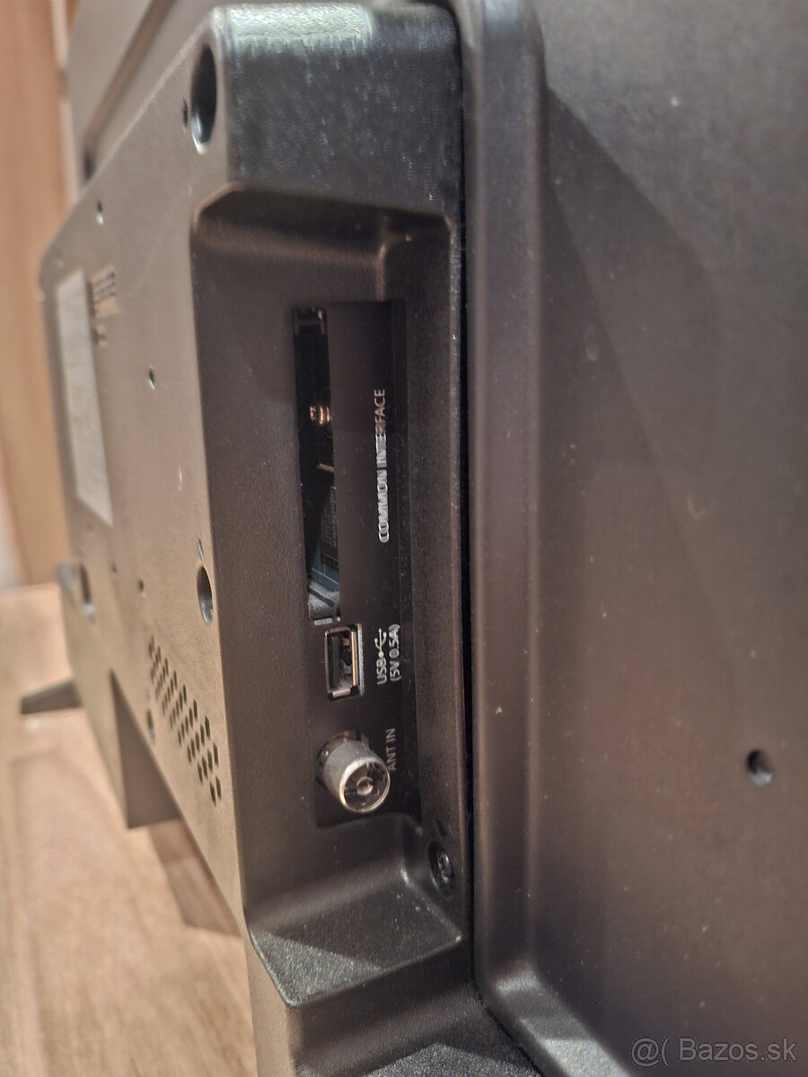 Televízor Samsung UE32T - 5