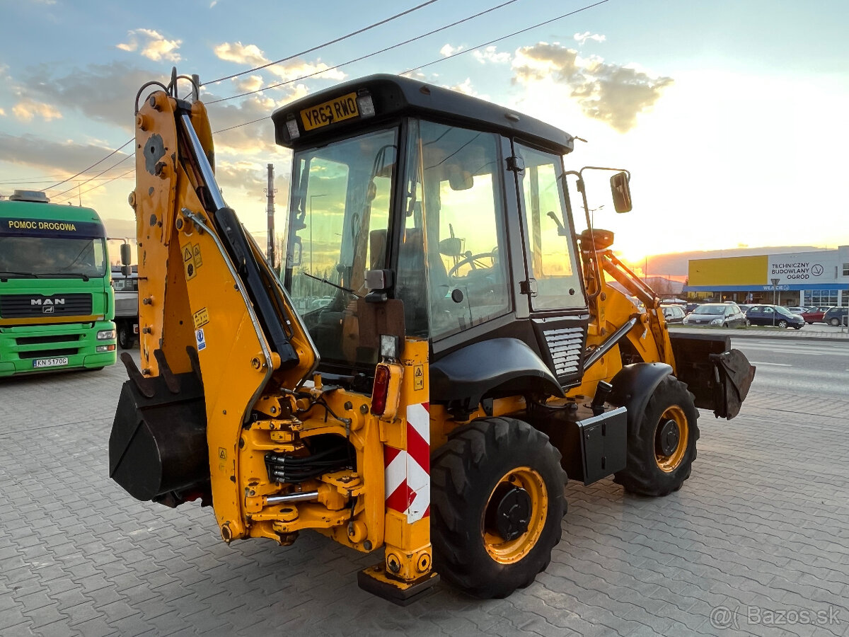 Rýpadlo-nakladač JCB 2CX Streetmaster, 3CX Compact - 5