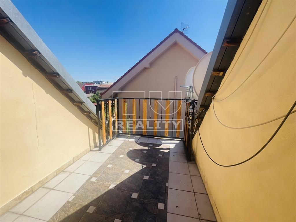 Na predaj:Rodinný dom s potenciálom v obľúbenej časti... - 5