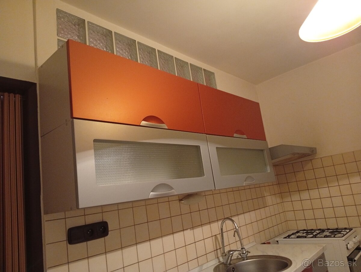 Kuchynská linka - 5