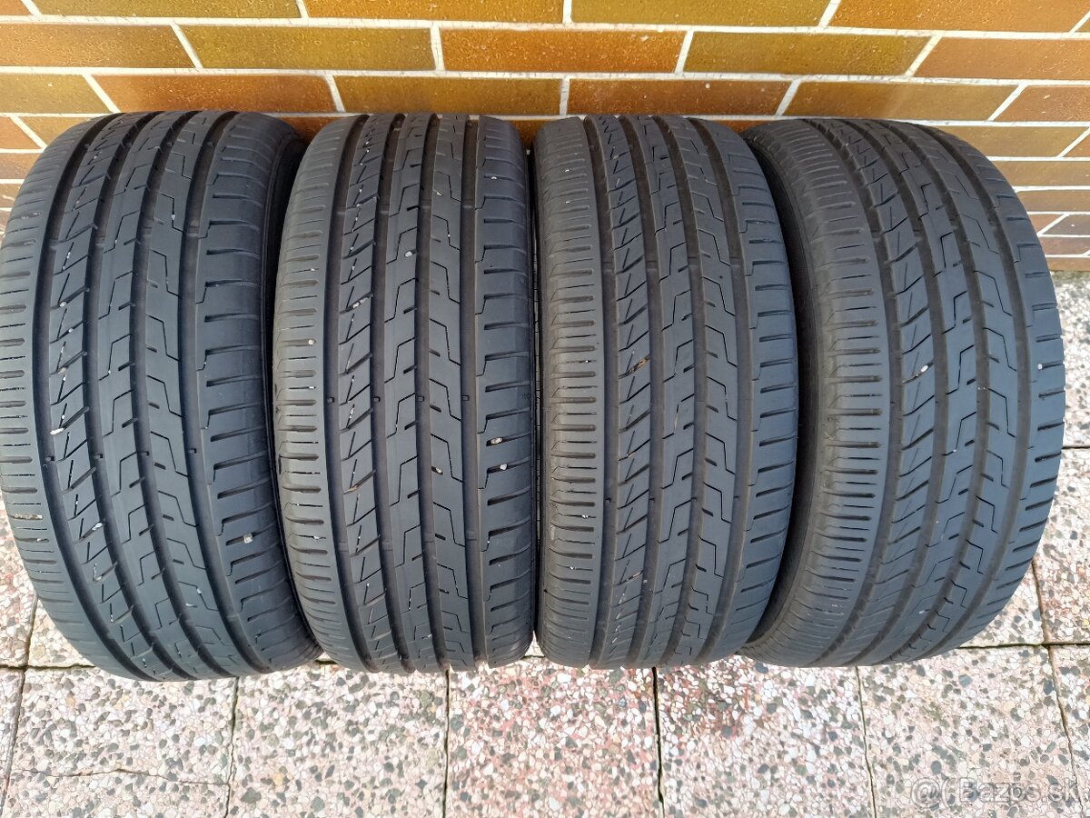 225 45 R17 - 5