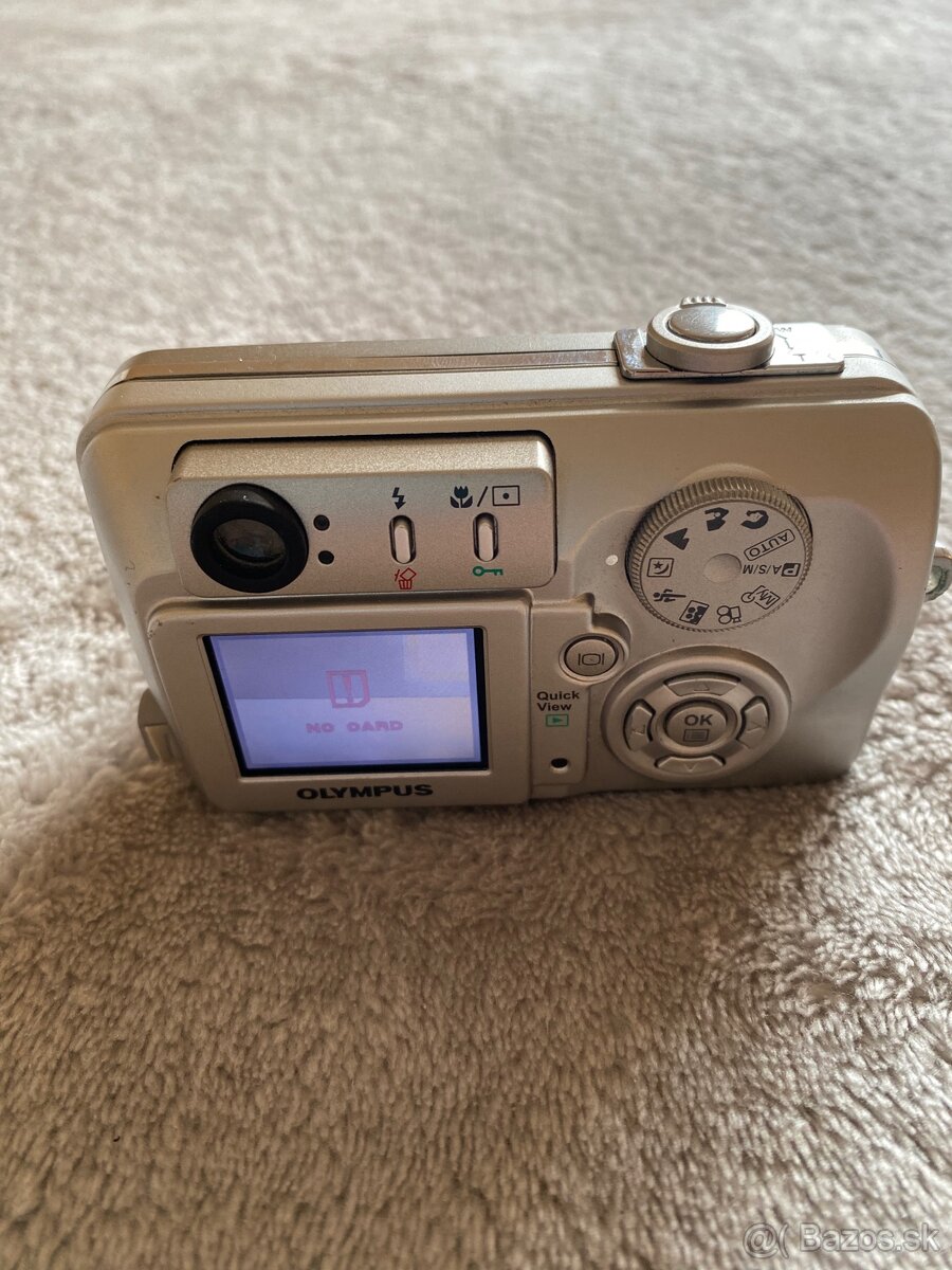 Olympus C-50 Zoom - 5