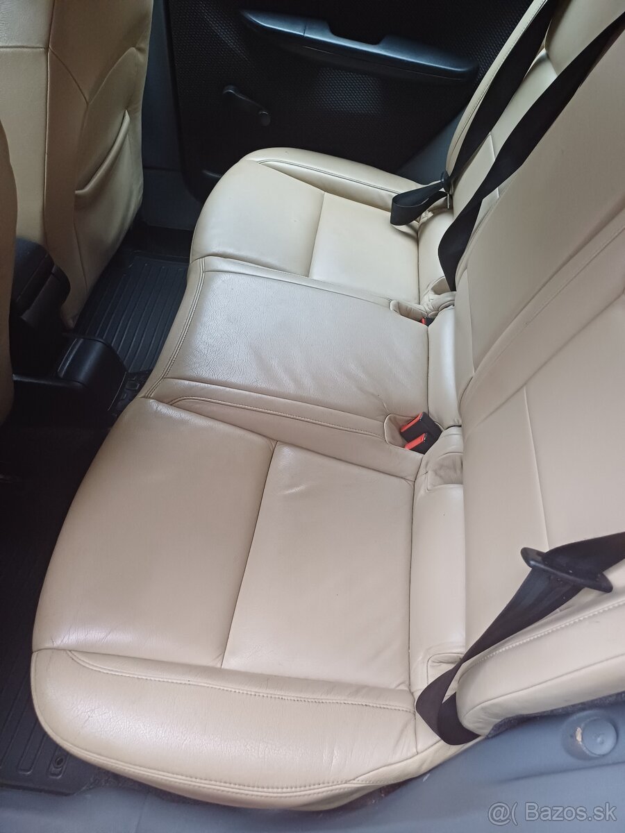 Kožené sedacky octavia 3 - 5