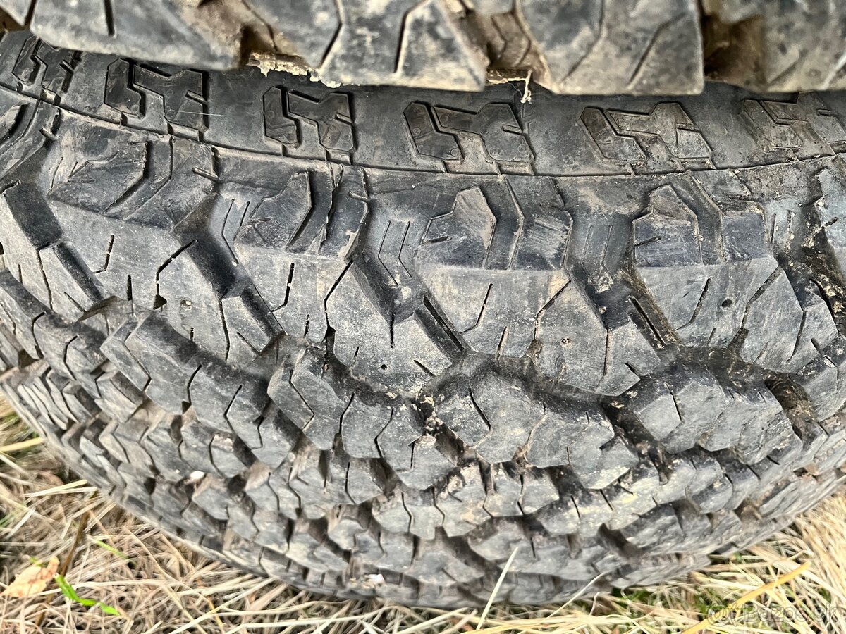 265/70 r15 AT Mangels et-20