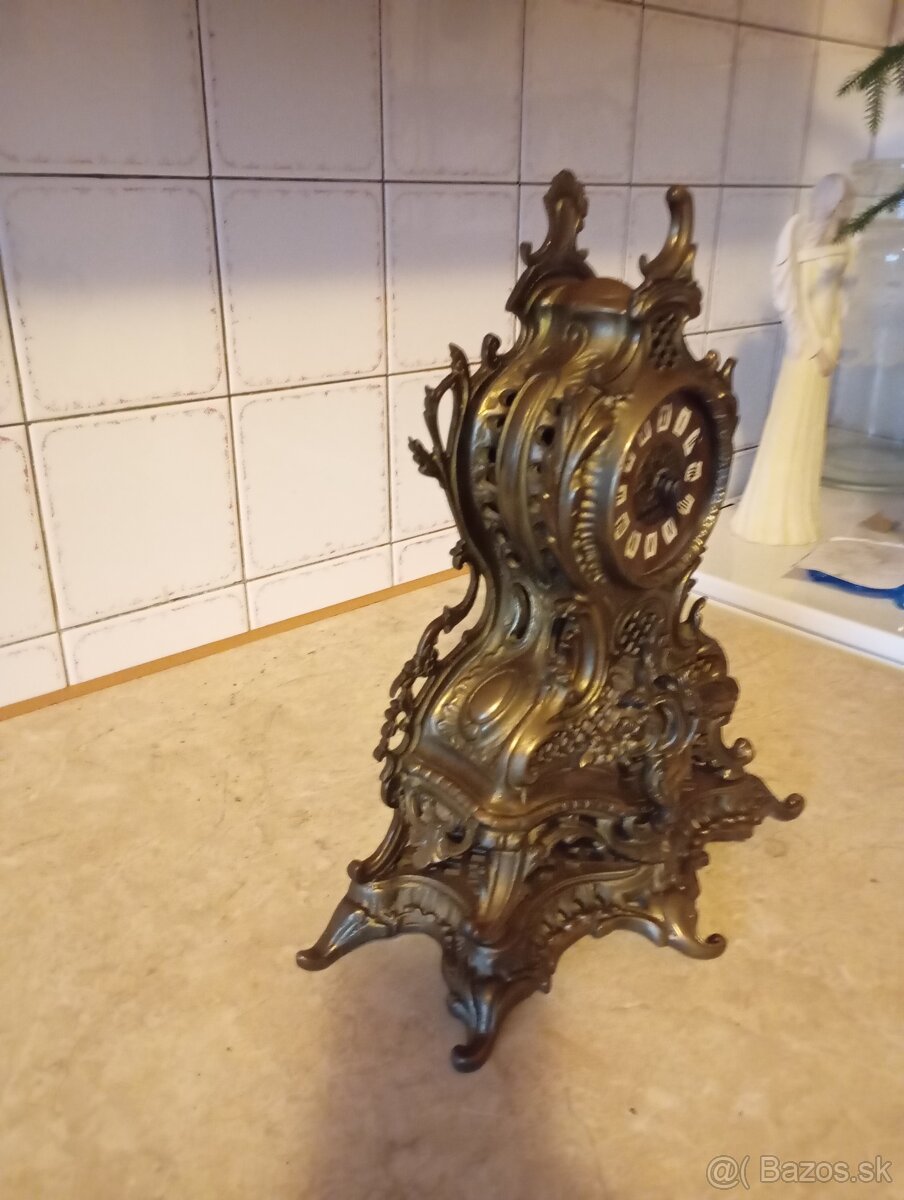Predám pekné bronzové hodiny - 5