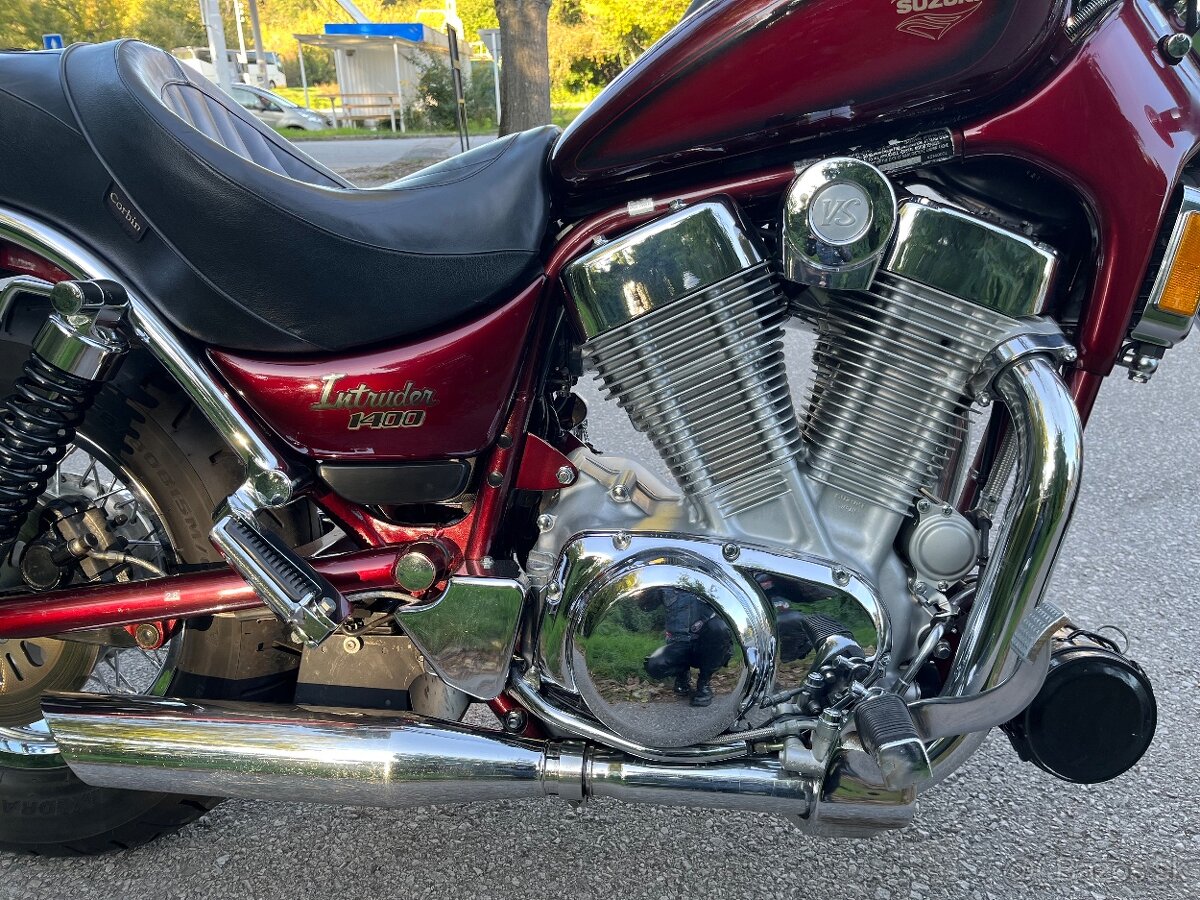 Suzuki Intruder VS 1400 - 5