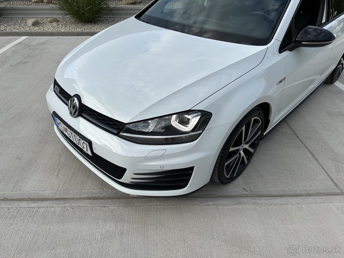 Golf VII GTD 2.0 TDI 135kw - 5
