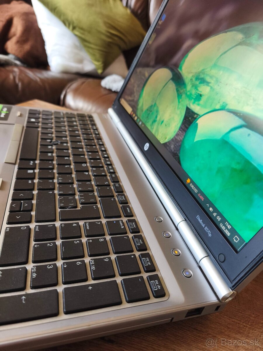 Predám Notebook HP - 5