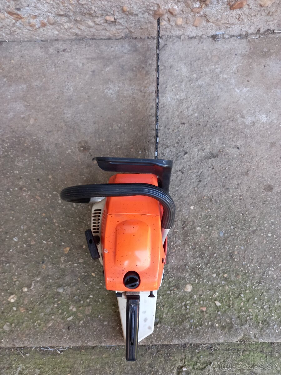 Motorová reťazová píla STIHL MS440 - 5
