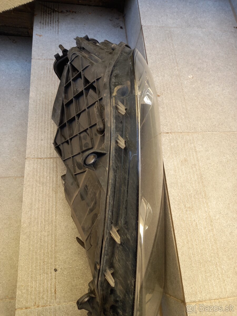 VW TOUAREG PRAVÝ BIXENON 7P1941754B - 5