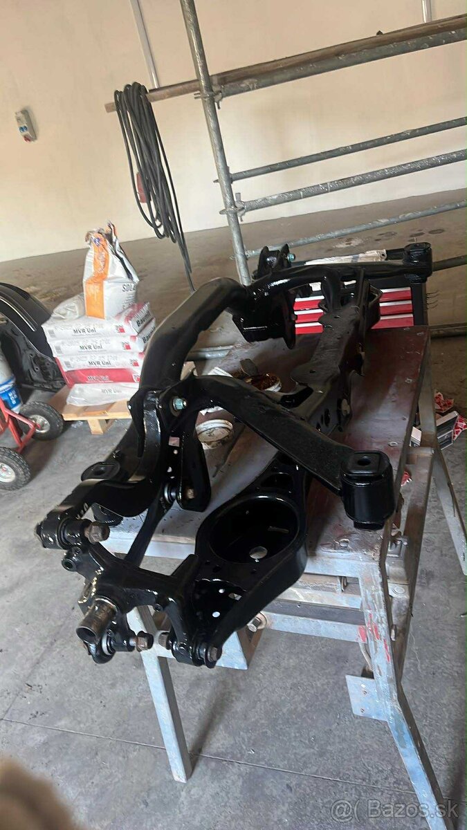 Superb 2 zadná náprava - 5