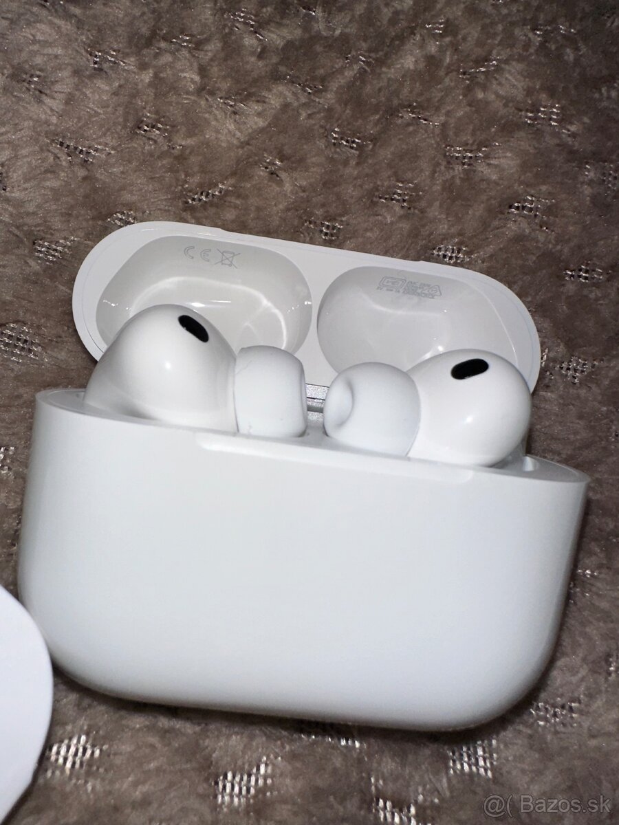 AirPods pro 3 - 5