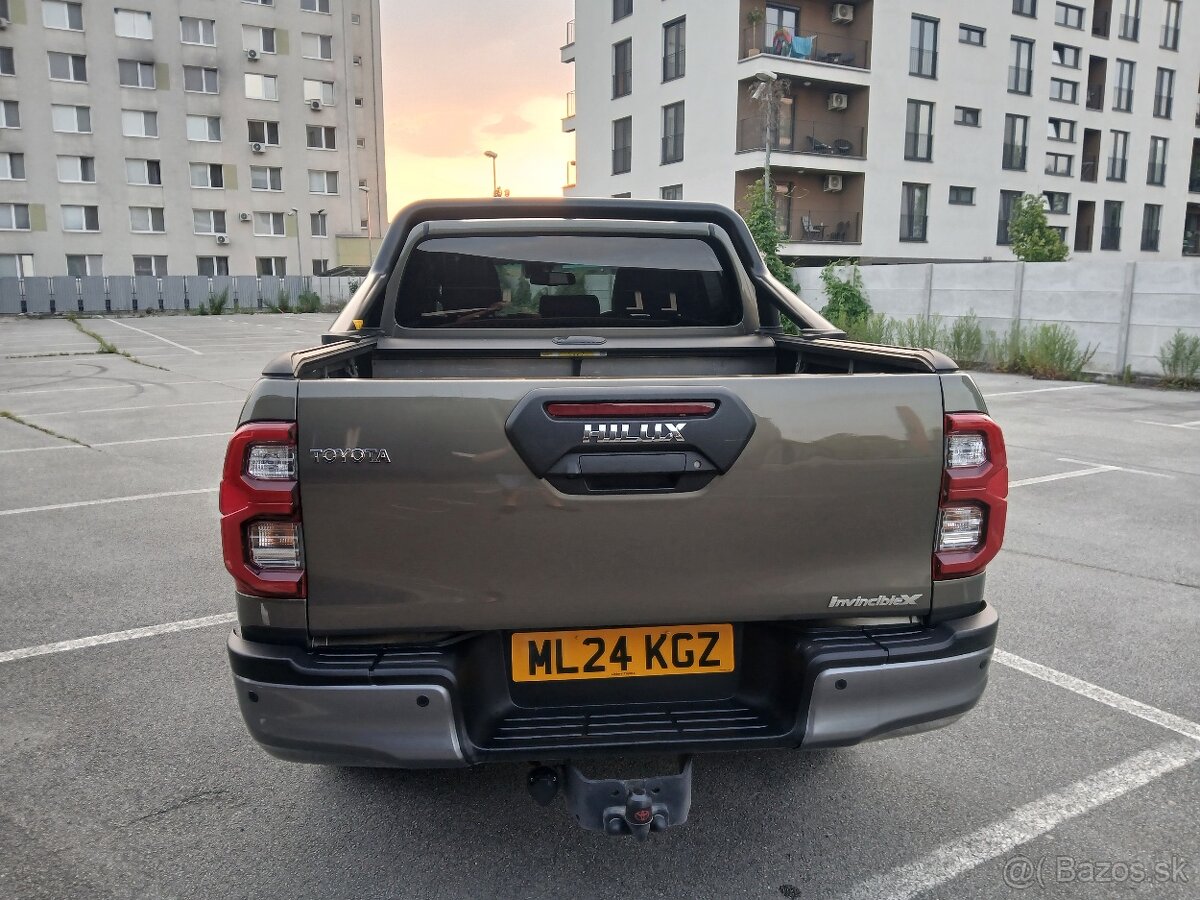 Toyota hilux 2.8 diesel dovoz Gb
