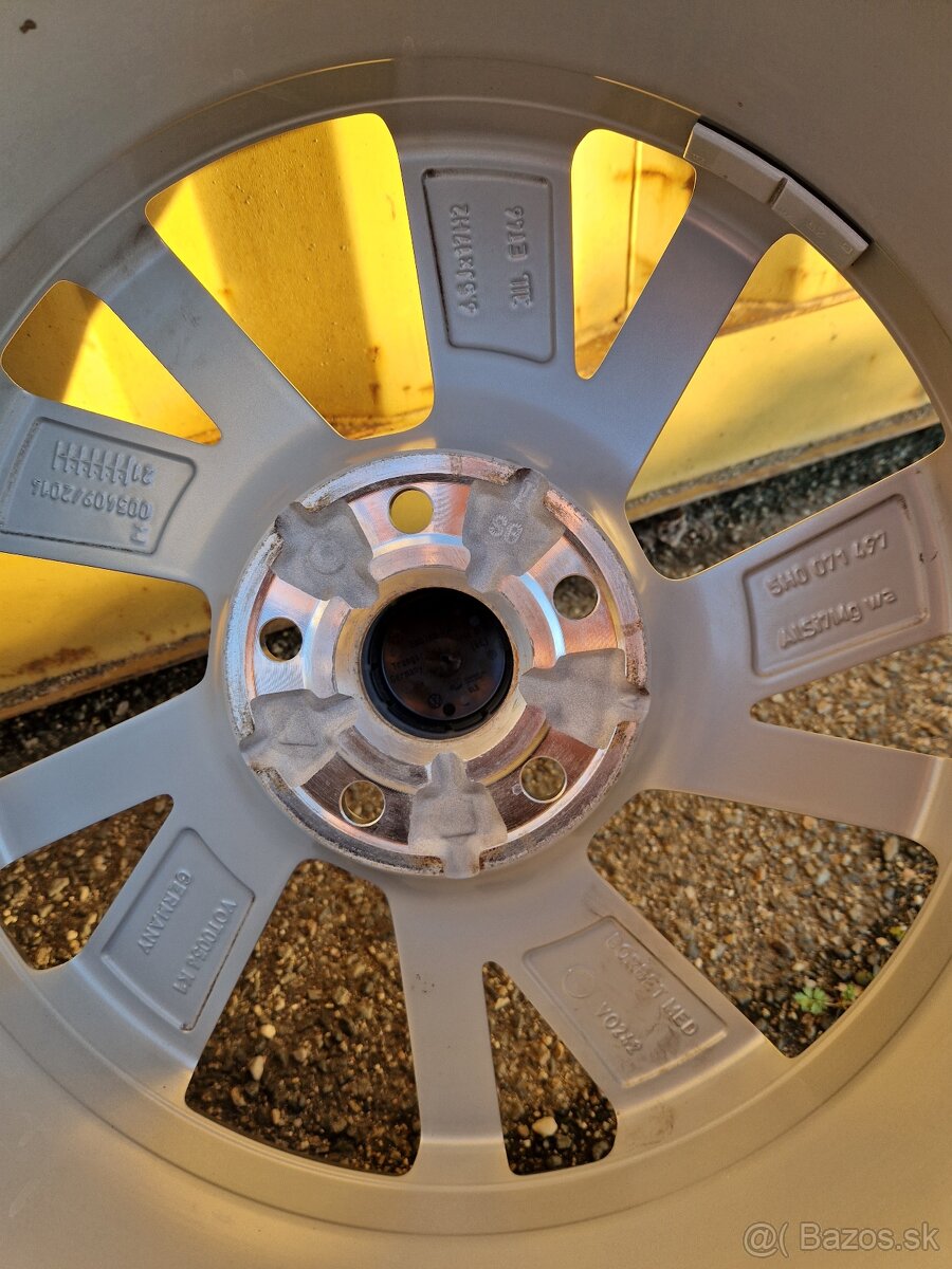 5x112 r17 kolesa disky vw golf 8 elektrony 205 50 17 Golf 8 - 5