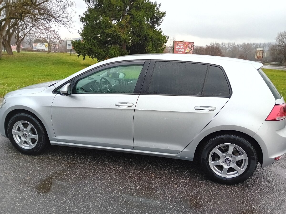 Predam Volkswagen golf 7...69×××km - 5