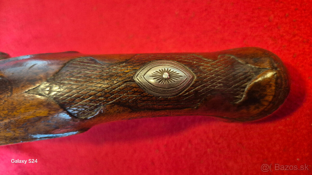 KRESADLOVÁ PIŠTOL - 5