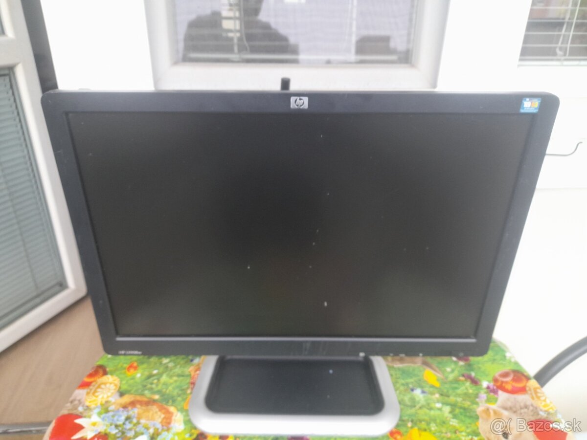 Predám monitor hp - 5