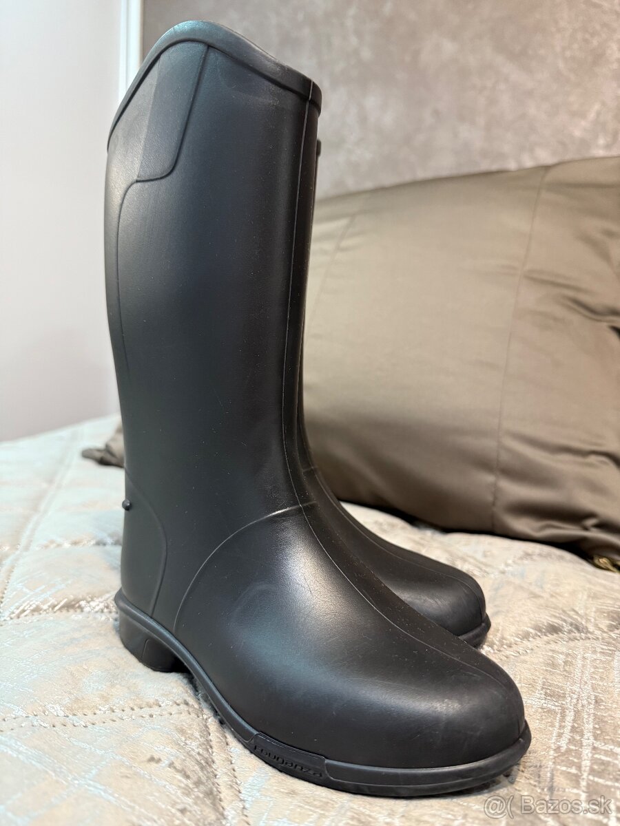 Predám set na jazdenie pre dievča - prilba, čižmy, rukavice. - 5