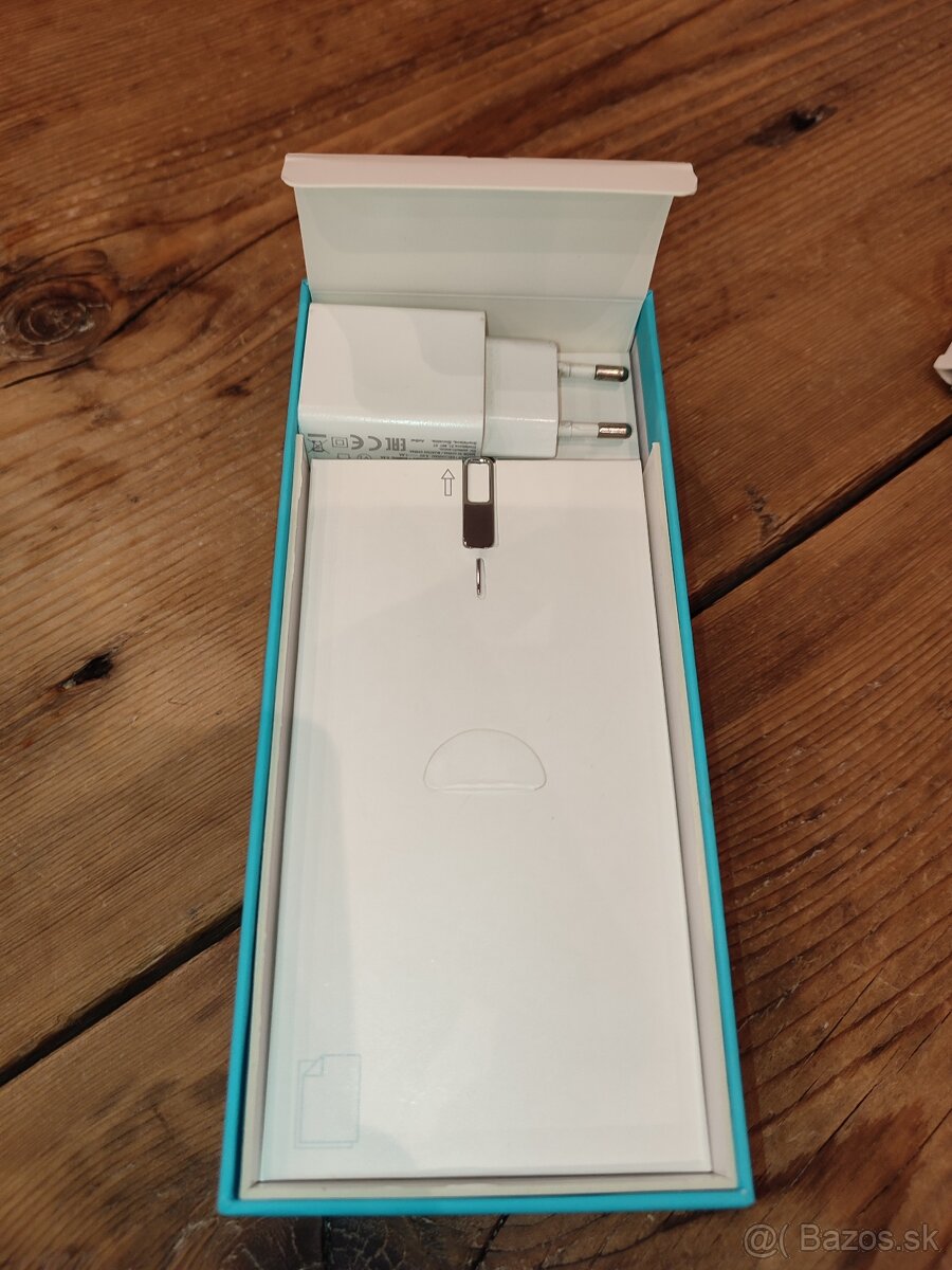 Lenovo Vibe S1 (S1-a40) – zlatý, TOP stav - 5