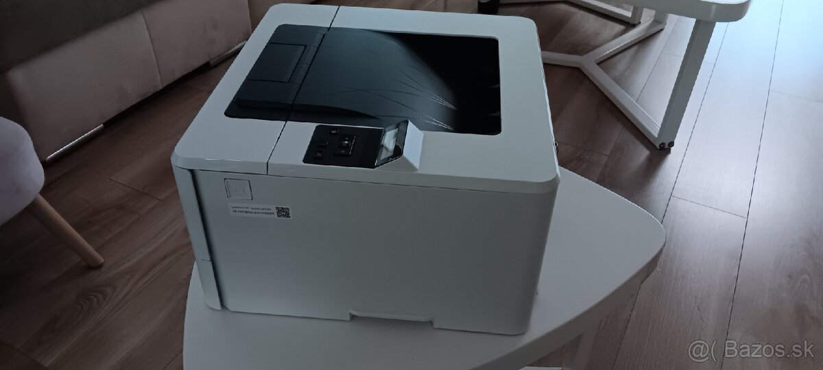 Laserova tlaciaren HP laserjet 4002 - 5