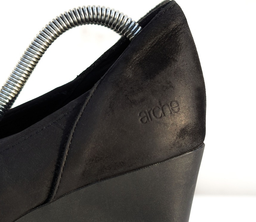 Kožené lodičky na platforme - 5