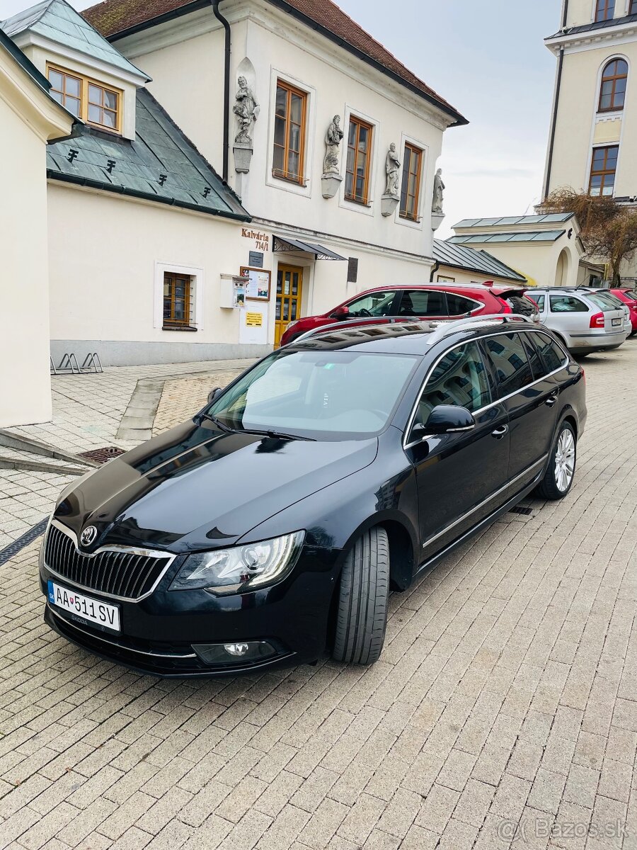 Superb 2014 2.0Tdi 125Kw DSG - 5