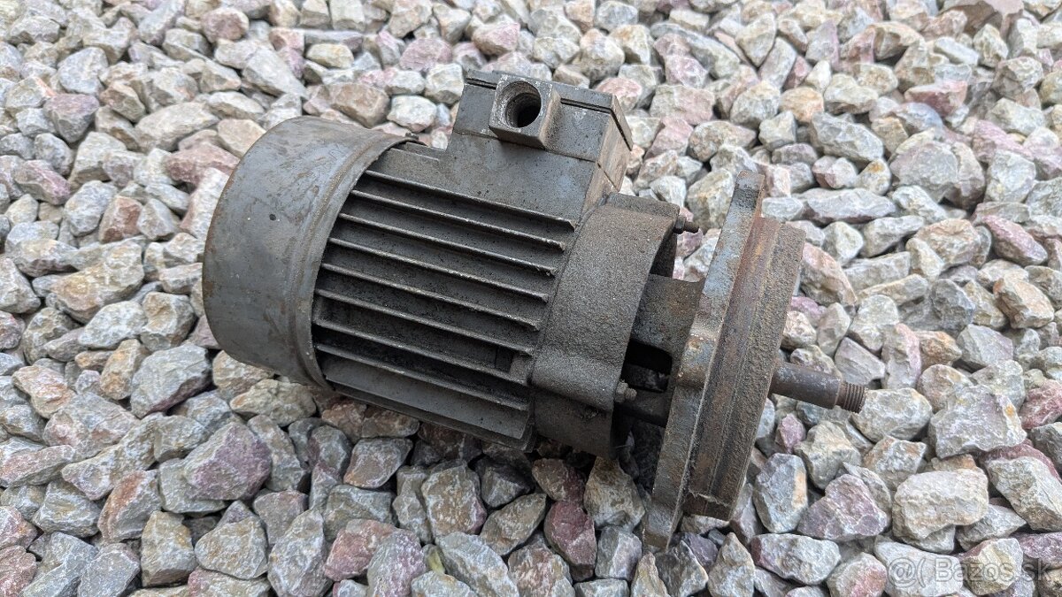 Motor z cerpadla Sigma - 5