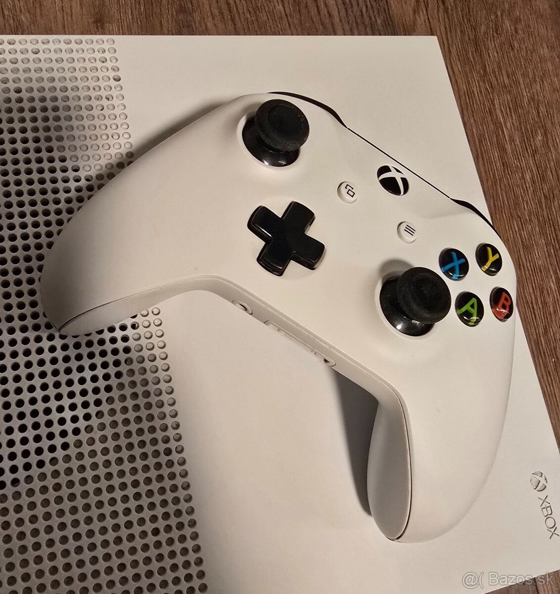 Xbox One S + ovládač + HDMI kábel - 5